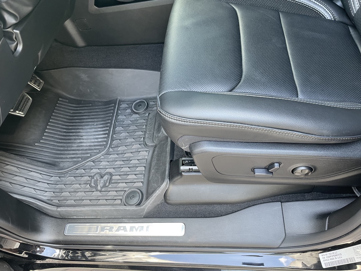 Sudzee detailing work 12